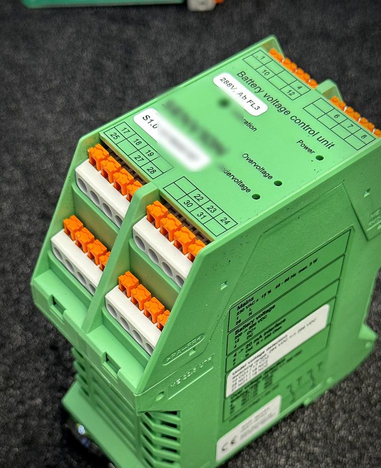 Battery management module for wind turbines