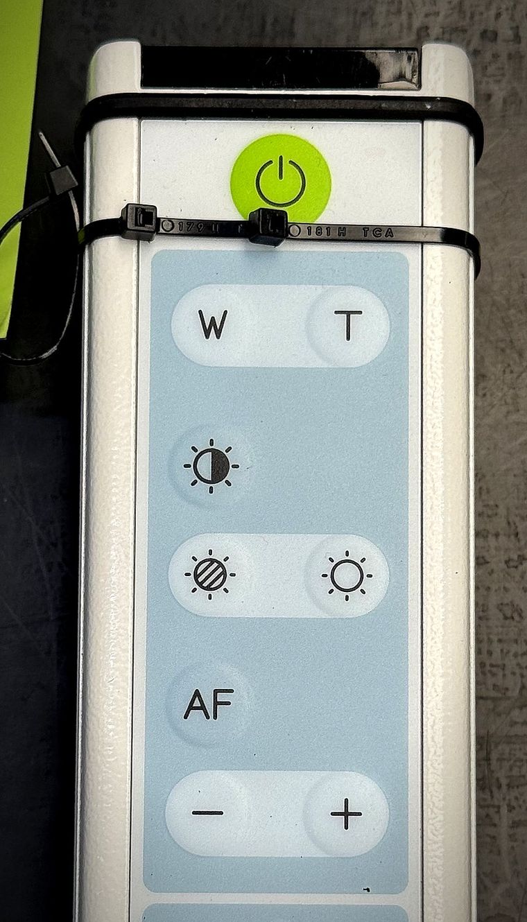 Control unit of an operating theatre lamp system